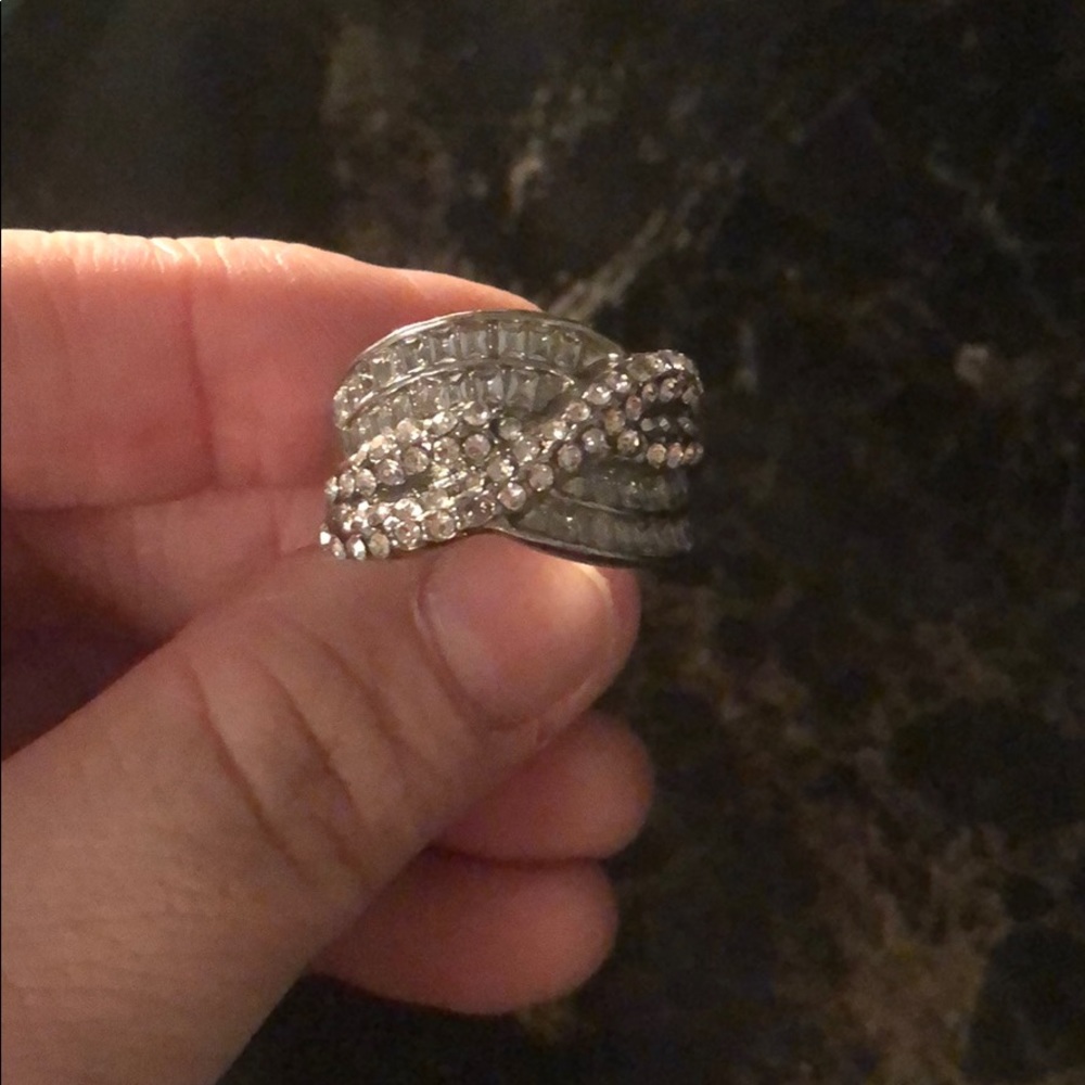 Diamond ring